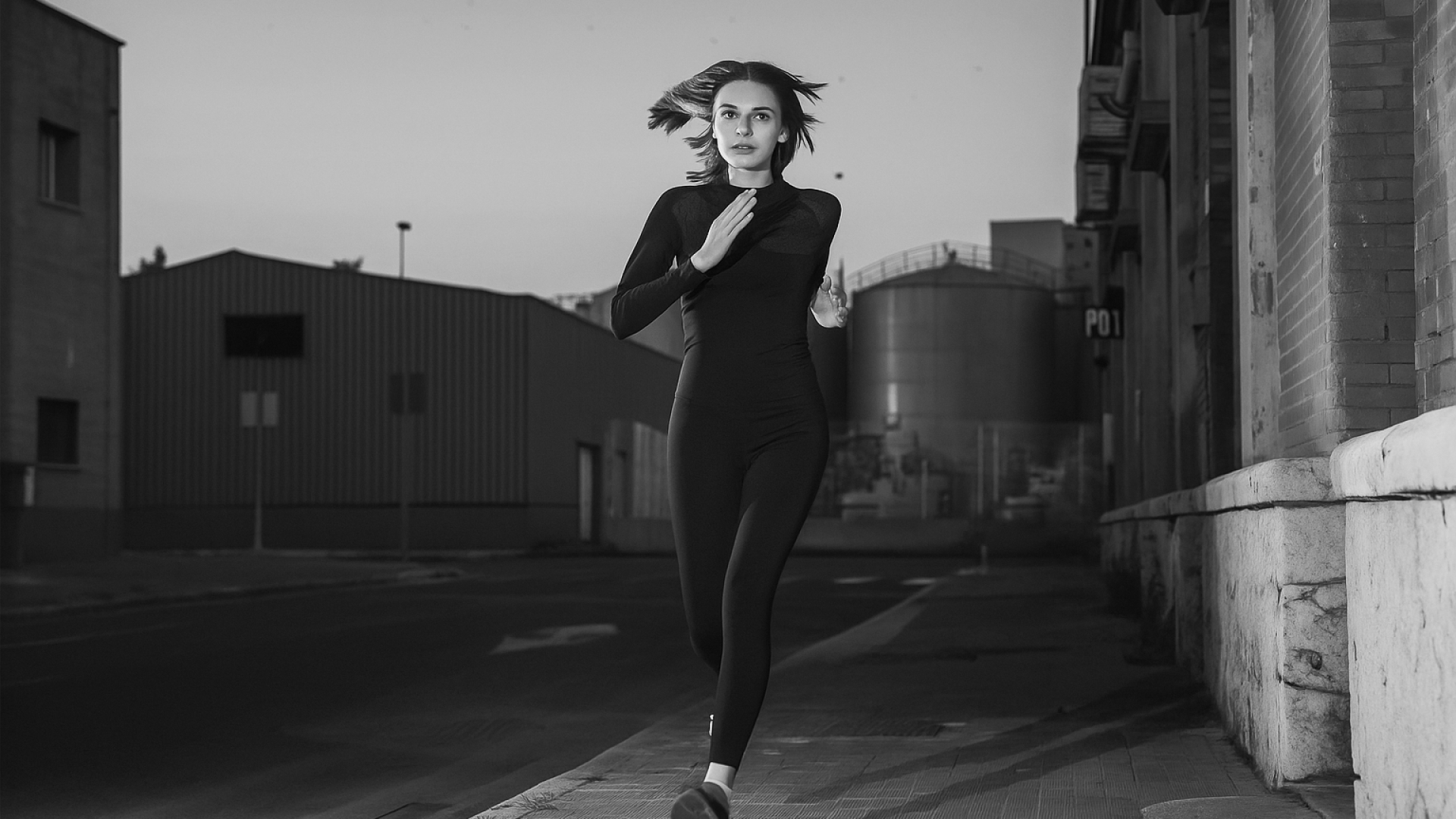 Magneo athlete — focused